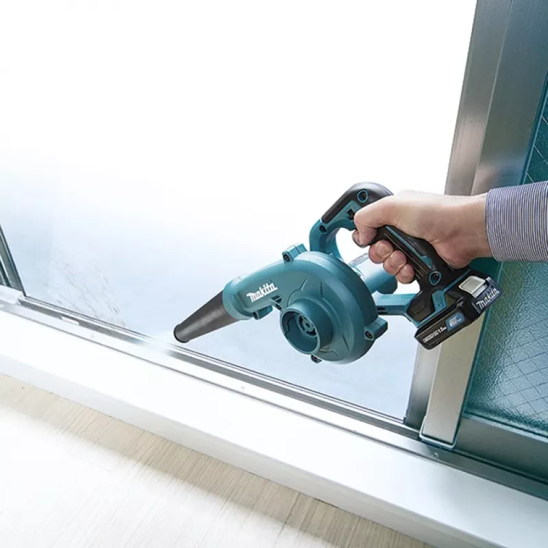 Makita UB100DZ akkukäyttöinen lehtipuhallin