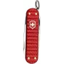 Taskuveitsi Victorinox Classic SD Precious Alox Iconic Red — kompakti avaimenperä-monitoimityökalu, pieni terä, sakset, kynsiviila