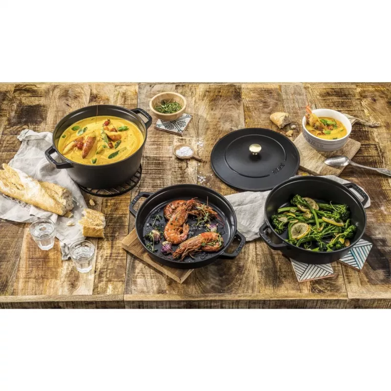 Staub La Cocotte 4,2 L pyöreä valurautainen haudutuspata