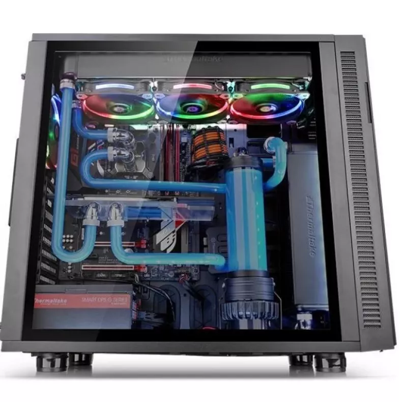 Thermaltake CA-1E3-00M1WN-03 kotelo musta