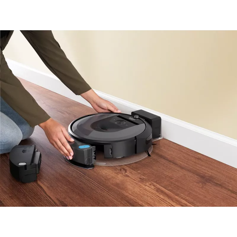 Imuroiva robotti iRobot Combo i8+, pussiton, musta