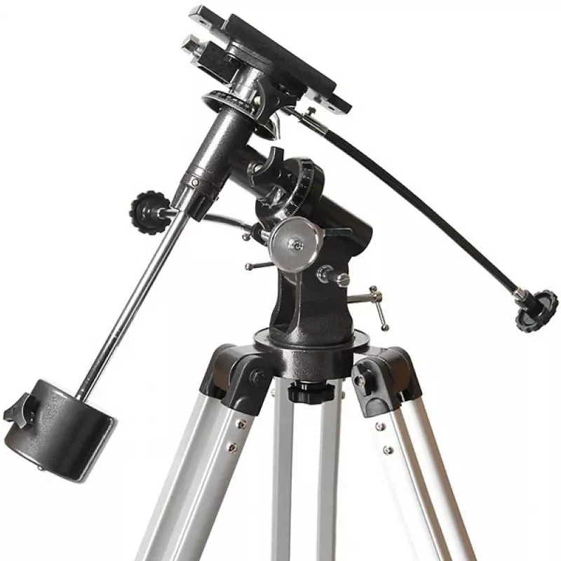Refraktoriteleskooppi Skywatcher BK 1309 EQ2 — 130 mm aukko, 900 mm polttoväli