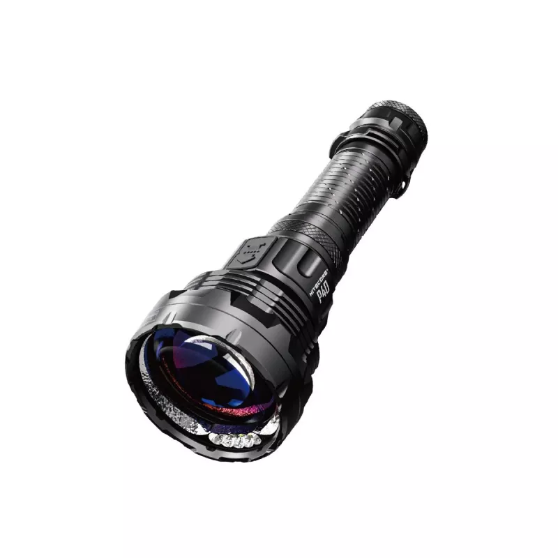 Taskulamppu Nitecore P40 2000 lumenia ultrapitkä kantama, malli P40