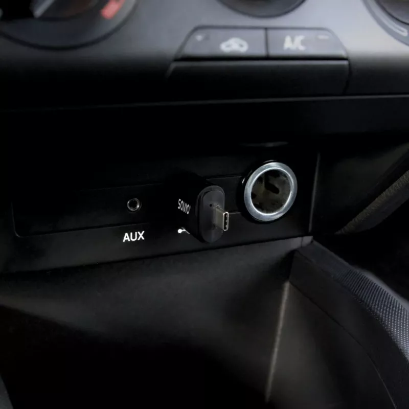 Savio TR-17 langaton CarPlay- ja Android Auto -sovitin