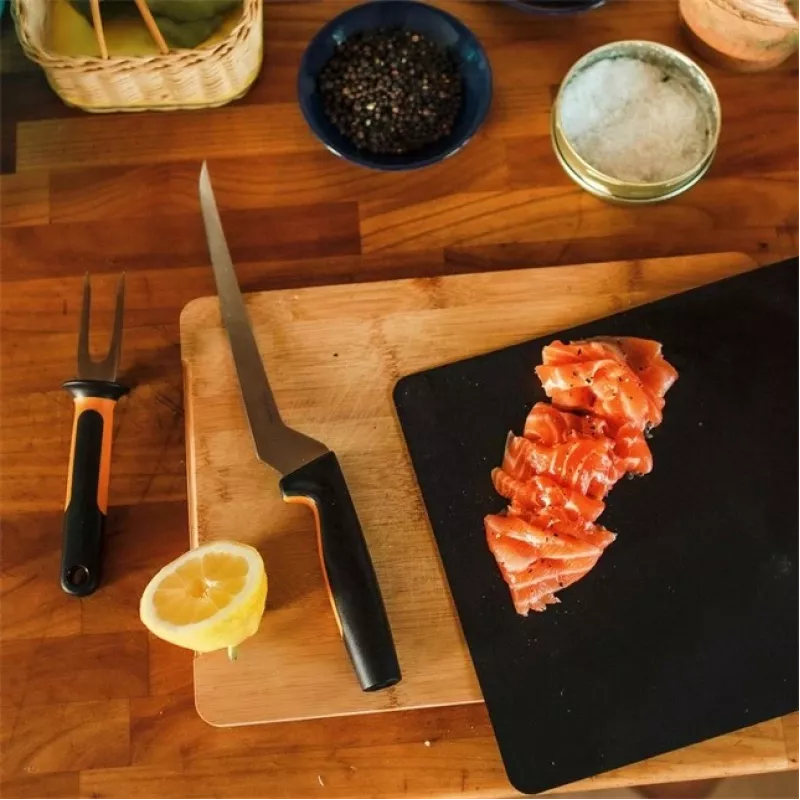 Fiskars 1057540 keittiöveitsi ruostumaton teräs 1 kpl fileerausveitsi
