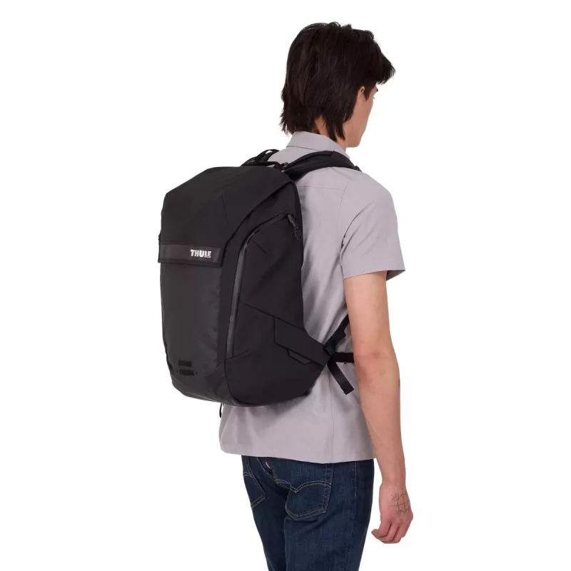 Thule Paramount Commuter reppu 28L - musta