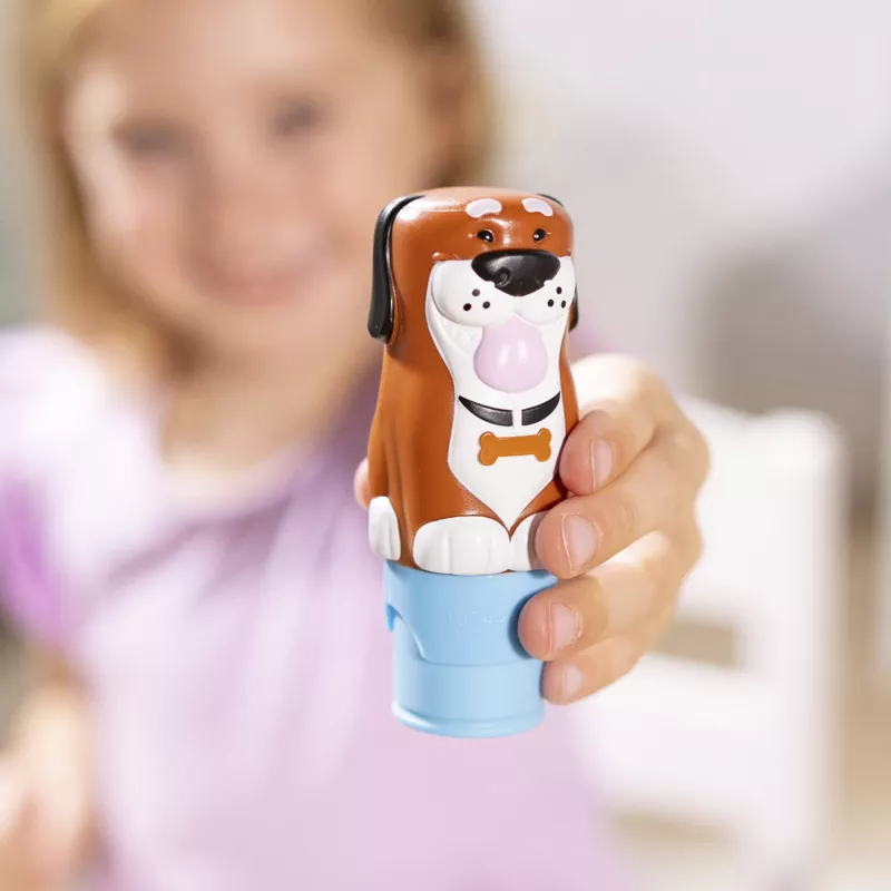 Spinmasterin aktiviteettilehtiö-tarrasarja — MAC STW StckrWowActivityPadStDog GML (tarrallinen aktiviteettilehtiö)