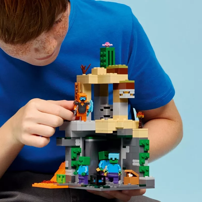 LEGO MINECRAFT 21587 Zombiluolasto