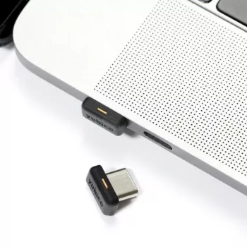YubiKey Yubico 5C Nano FIPS suojausavain 2048-bittinen RSA