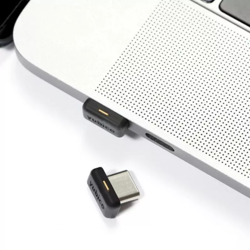 YubiKey Yubico 5C Nano FIPS suojausavain 2048-bittinen RSA