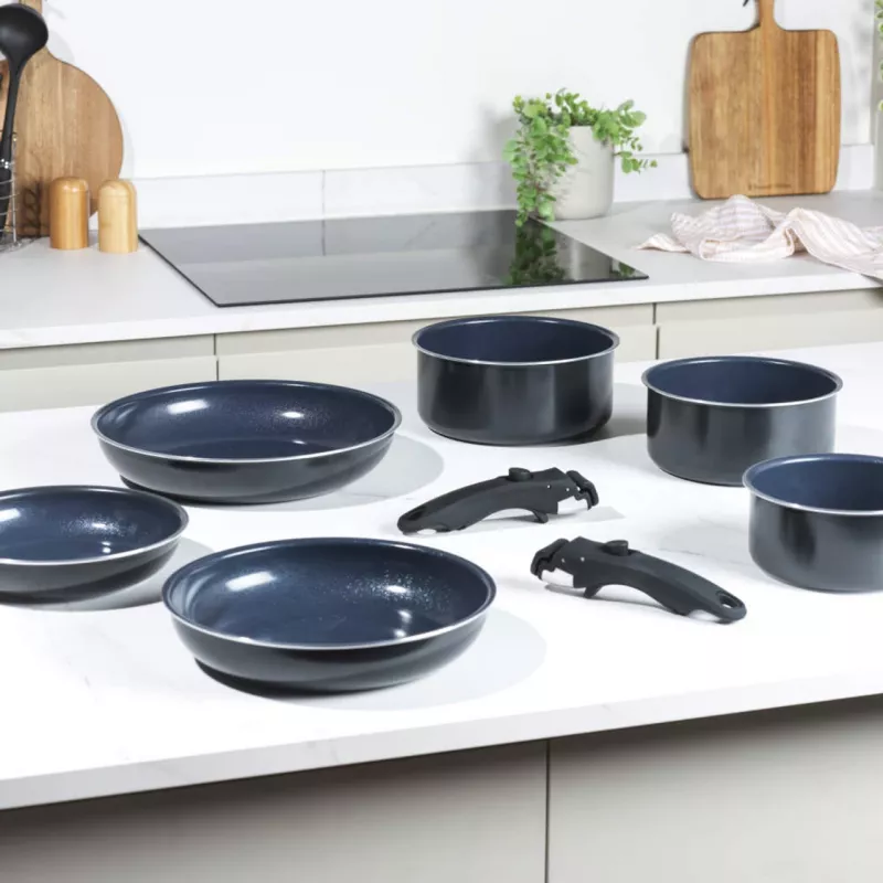 Kattilasarja Russell Hobbs RH03321EU7 — 8-osainen, tarttumaton, konepesunkestävä