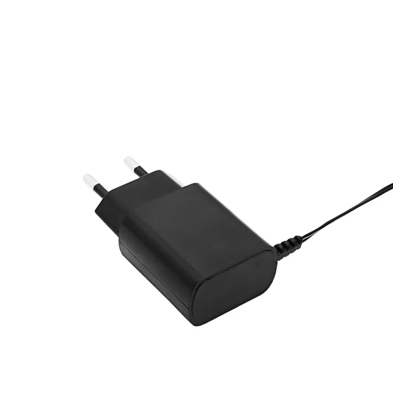 Akyga AK-PD-08 virtalähde Braun Silk-épil 5 / 7 / 9 -epilaattoreille, 12 V / 0,4 A, 4,8 W, 1,5 m