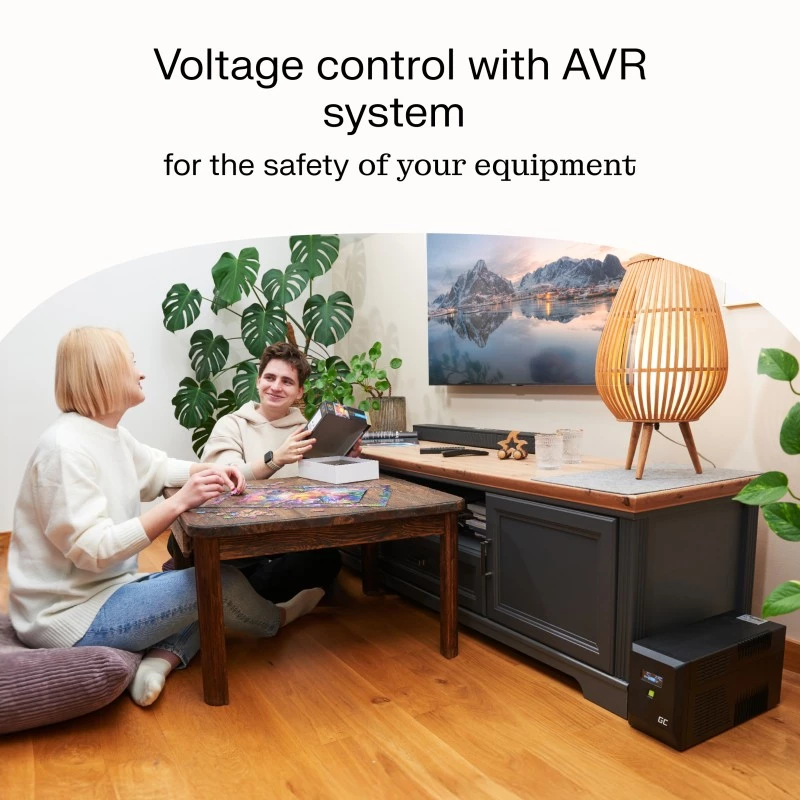 Green Cell UPSLP700 USV (keskeytymätön virransyöttö) Line-Interactive 1 kVA 700 W 4 AC-lähtöä