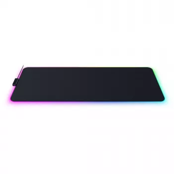 Pelihiirimatto Razer Strider Chroma – polyesteripinta, 370×900 mm, musta, monivärinen taustavalo