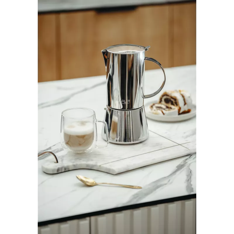 Espressokone Adler AD 4419 — ruostumaton teräskotelo, kompakti koko