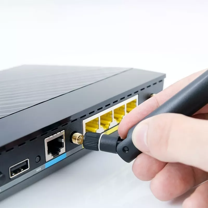 Ulko 4G LTE kaksoisantenni QOLTEC 57047 5 dBi ympärisäteilevä