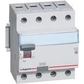 Legrand 411765 johdonsuojakatkaisija 4