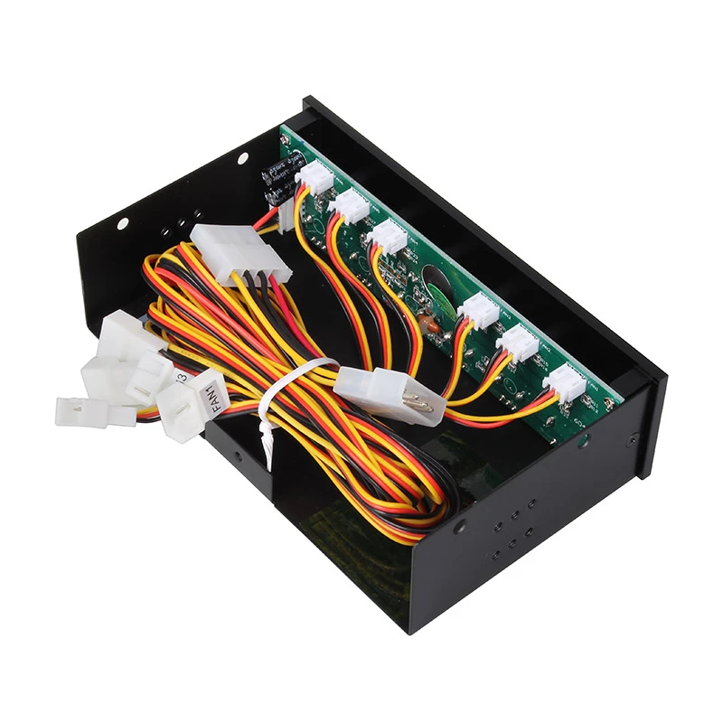 Tuulettimen ohjain Akasa AK-FC-08BKV2 musta 6 kanavaa