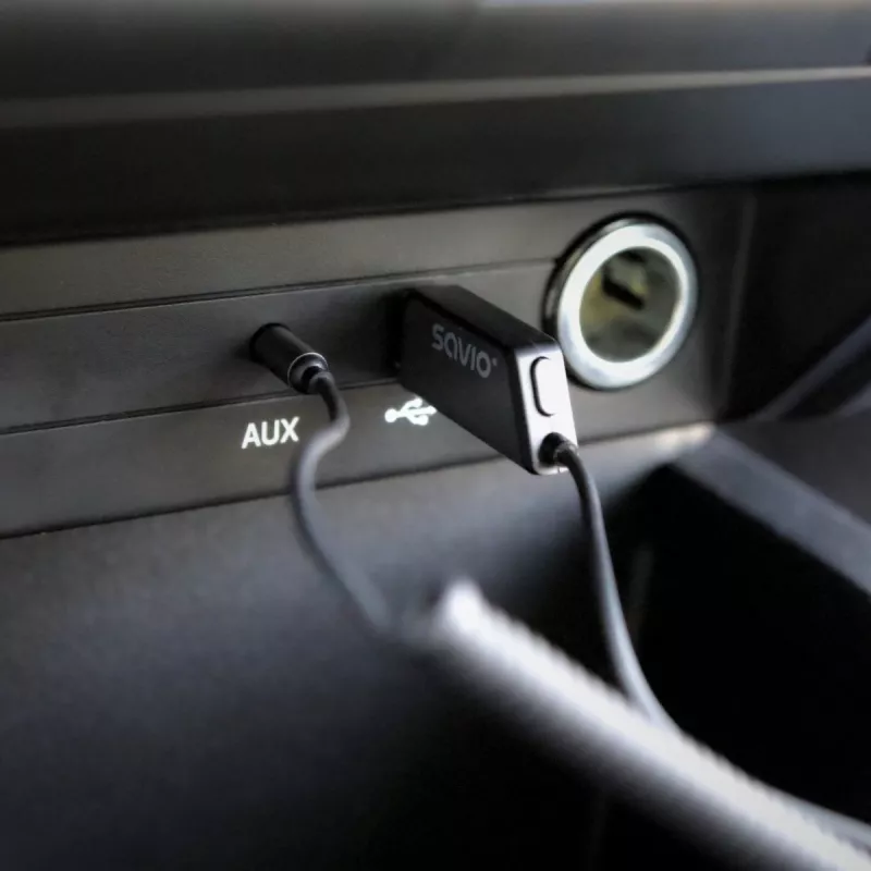 Savio TR-16 lähetin AUX-adapteri handsfree-toiminnolla, Bluetooth 5.3, Google Assistant/Siri