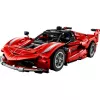 LEGO Technic Ferrari FXX K -malli mittakaavassa 1:10, 897 osaa, 10 vuodesta alkaen