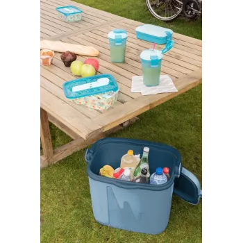 Kannettava 20L Curver Tourist -kylmälaukku 262277 sininen — 20 L matkakylmälaukku polypropeenia kantokahvalla, 396×265×428 mm, 1,8 kg