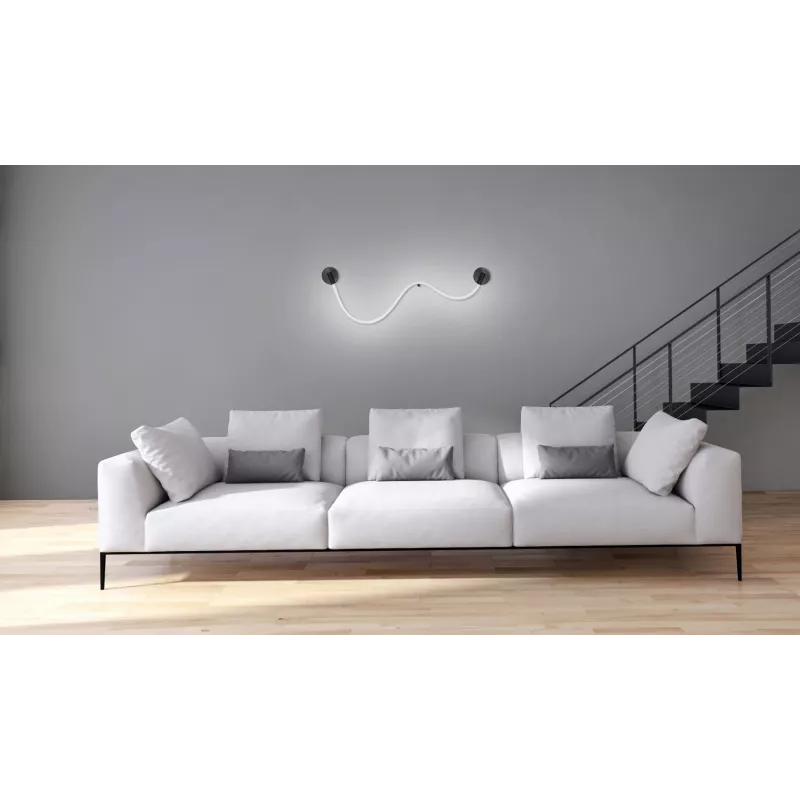 LED-seinävalaisin ActiveJet AJE-CAMELIA NW — 2400 lm, 4000 K, 16 W, musta, 1580×120×65 mm, IP20