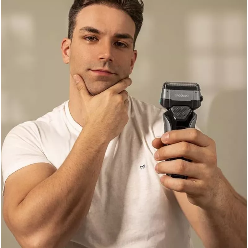 Sähköparranajokone CECOTEC PrecisionCare X-Trimm Triple Shaver — 3 terää, vesitiivis