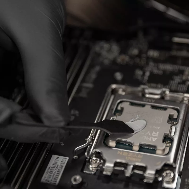 Lämpötahna ek water blocks EK-Loop NGP 5 g — lämpötahna CPU:ille ja GPU:ille