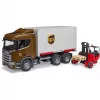 Scania Super 560R UPS -logistiikkarekka haarukkatrukilla