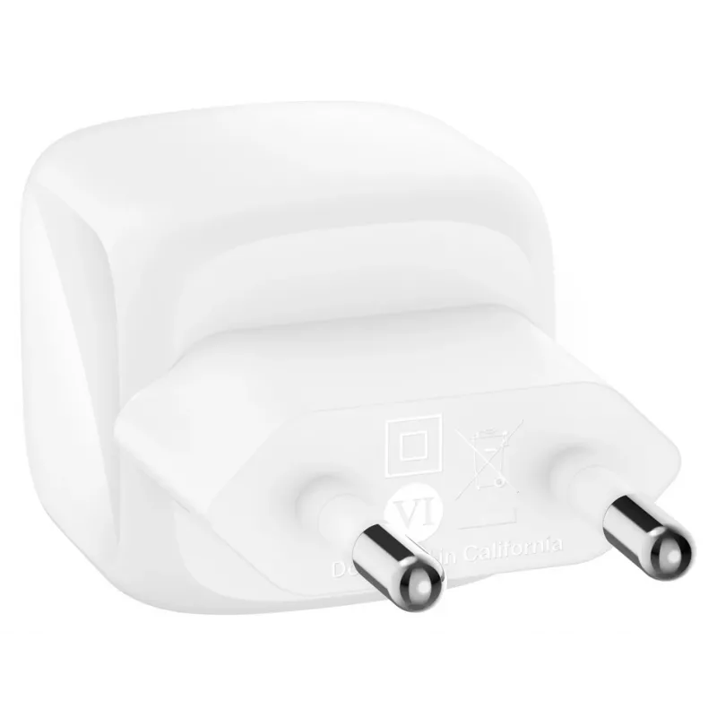 Belkin BoostCharge kannettava, älypuhelin, tabletti valkoinen AC pikalataus sisätiloihin