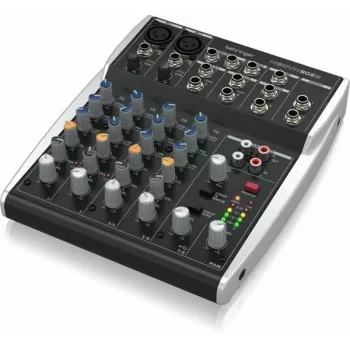 Behringer XENYX 802S - analoginen audiomikseri