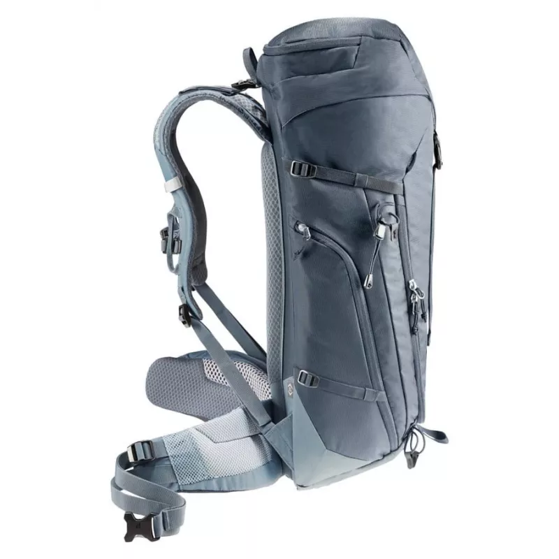 Reppu DEUTER Trail 32 EL musta-shale — 32 L tilavuus, ergonominen selkäjärjestelmä