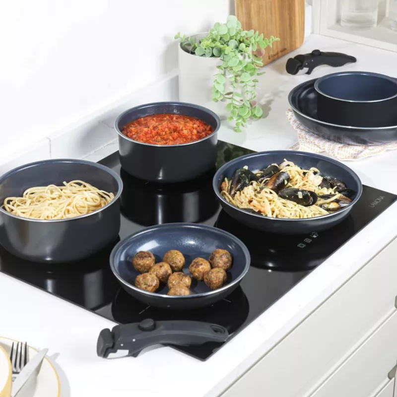 Kattilasarja Russell Hobbs RH03321EU7 — 8-osainen, tarttumaton, konepesunkestävä