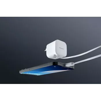 Virtalähde 1XUSB-A/1XUSB-C/valkoinen 7806520 Intenso