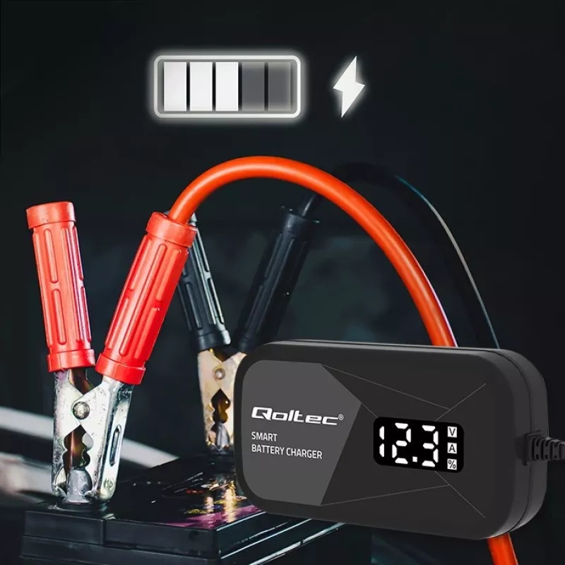 Akkulaturi QOLTEC 52492 12V 2A mikroprosessoriohjauksella ja kennojen regeneroinnilla