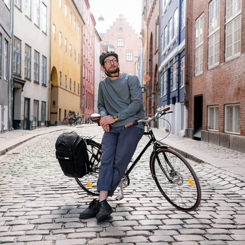 Thule 5093 Paramount Hybrid -pyöräilylaukku 26L Nutria