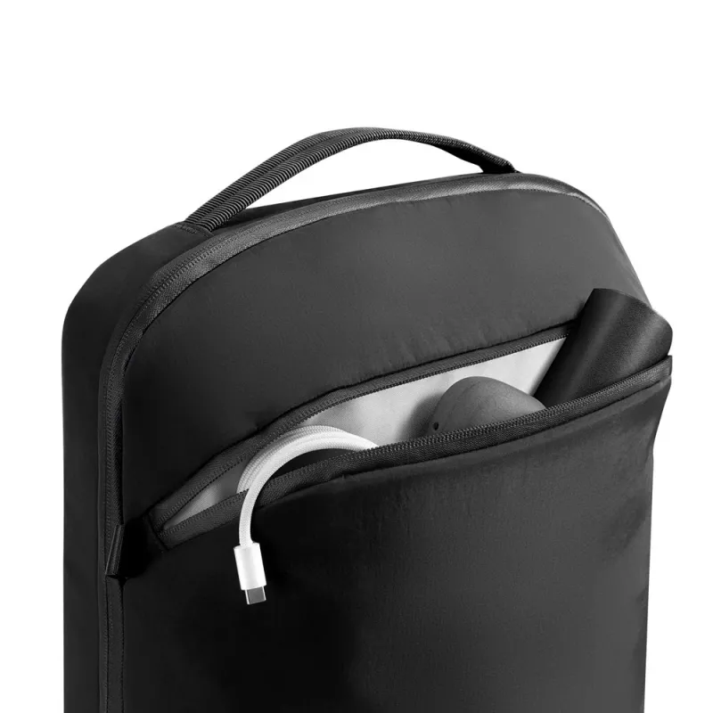 XD DESIGN Air Backpack musta P706.3201