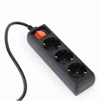 Gembird EG-PSU3-01 jatkojohto 0,6 m 3 AC-lähtöä sisäkäyttöön musta