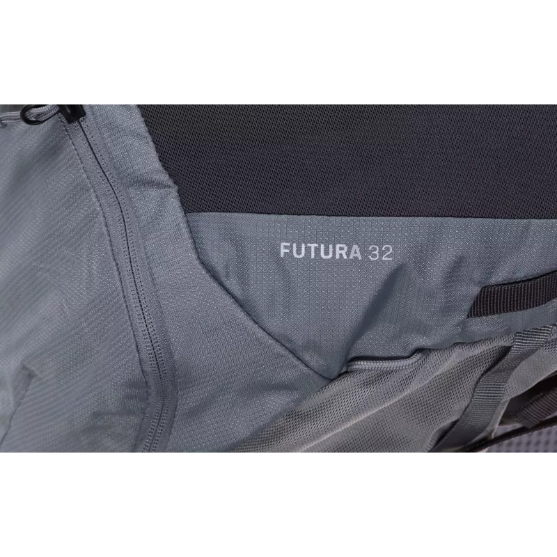 Reppu Deuter Futura 32 L harmaa vuorikiipeily vaellus unisex