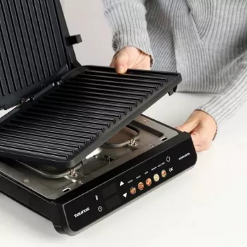 Sähköinen 2-in-1-grilli Taurus Asteria Digital — 2 000 W, säädettävä termostaatti, tarttumaton pinnoite, irrotettava keräilyastia