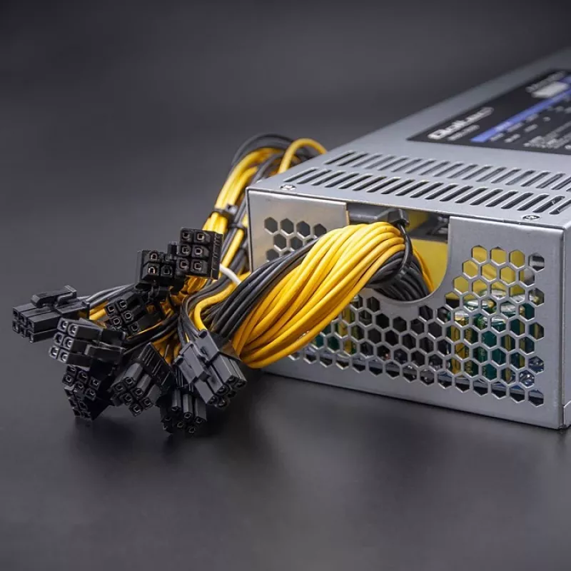 Qoltec 50350 virtalähde 1850W PCI-E | 80 Plus Platinum | peli louhinta