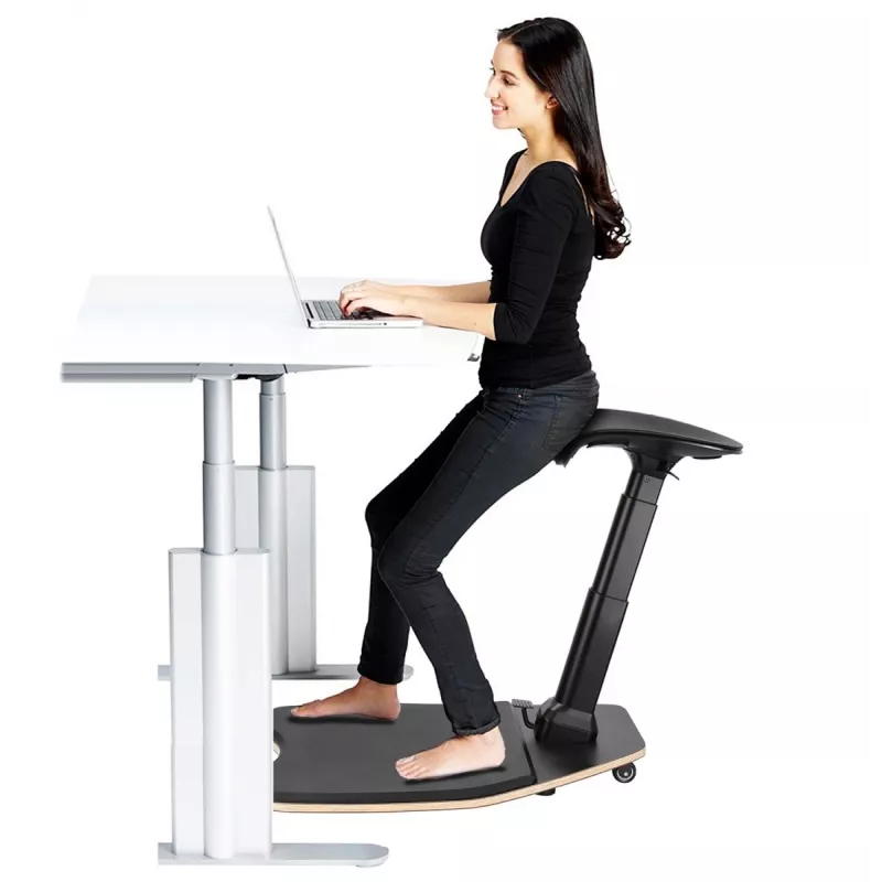 Ergonominen tuoli MACLEAN MC-872 — korkeussäädettävä, keinumekanismilla