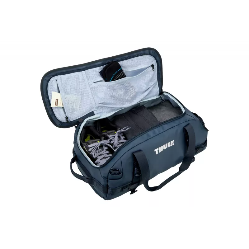 Thule 5590 Chasm 40L matkalaukku tummansininen