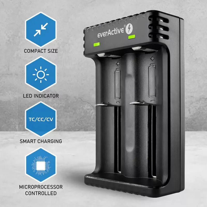 Akkulaturi everActive LC200 kotitalous USB, 2 paikkaa, Li-Ion, tukee A/AA/AAA/AAAA/C/D, 5 V tulo, 4,2 V lähtö, musta