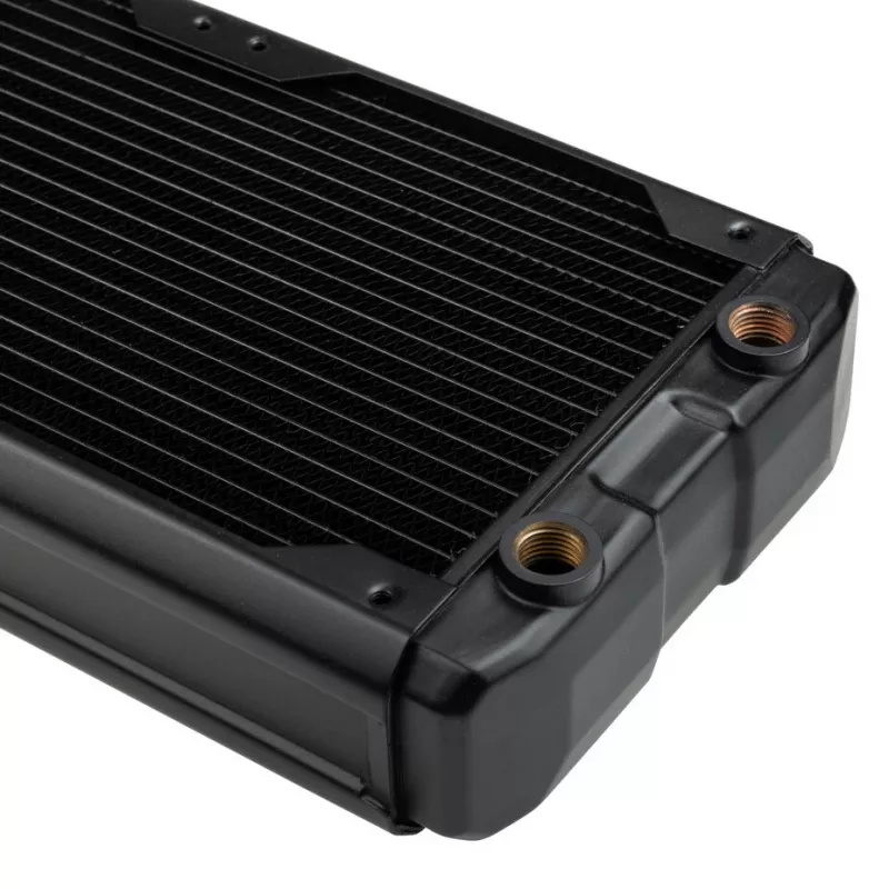 Hardware Labs Black Ice Nemesis 560 GTR jäähdytin, 560 mm, musta