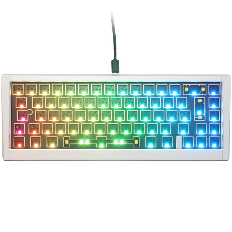 Ducky Outlaw 65 -näppäimistö yleiskäyttöön USB hopea mekaaninen RGB LED