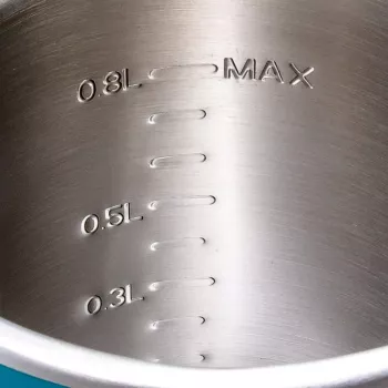 Makita KT001GZ sähkövedenkeitin 0,8 L musta, sininen