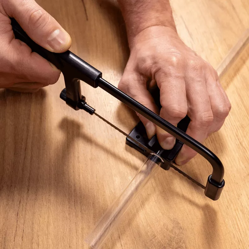 EK Water Blocks EK-Loop Hacksaw -rautasaha, 15 cm, musta