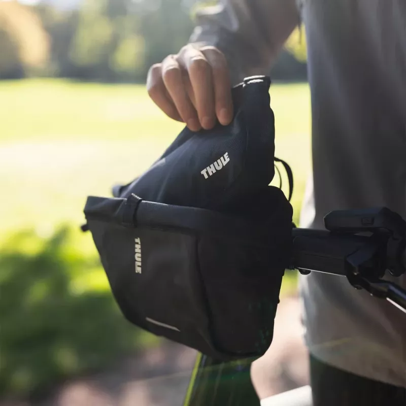 Thule 5473 Chasm pyörälaukku 2L musta