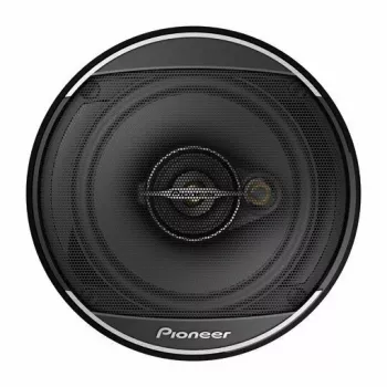 Pioneer TS-A1371F. Kaiutintyyppi: 3-tie, huipputeho: 300 W, nimellisteho: 50 W. Asennussyvyys: 5,4 cm, bassokaiuttimen halkaisija: 13,3 cm, diskantti